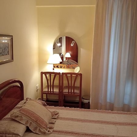 Habitacion Matrimonial Centro Ciudad Oviedo Exteriör bild