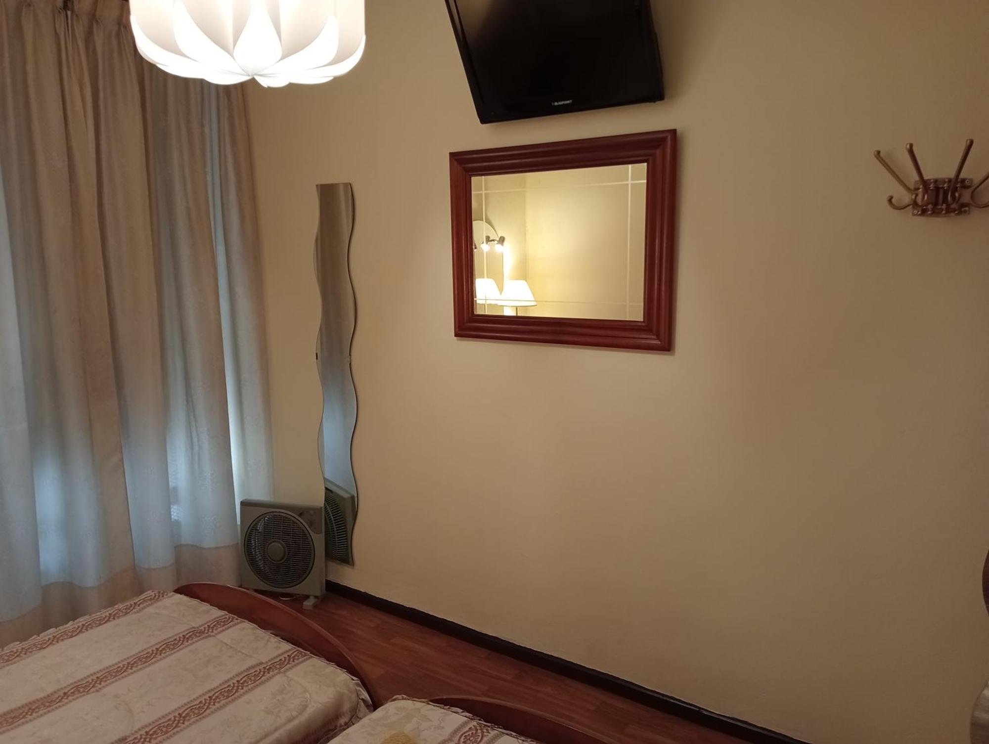 Habitacion Matrimonial Centro Ciudad Oviedo Exteriör bild