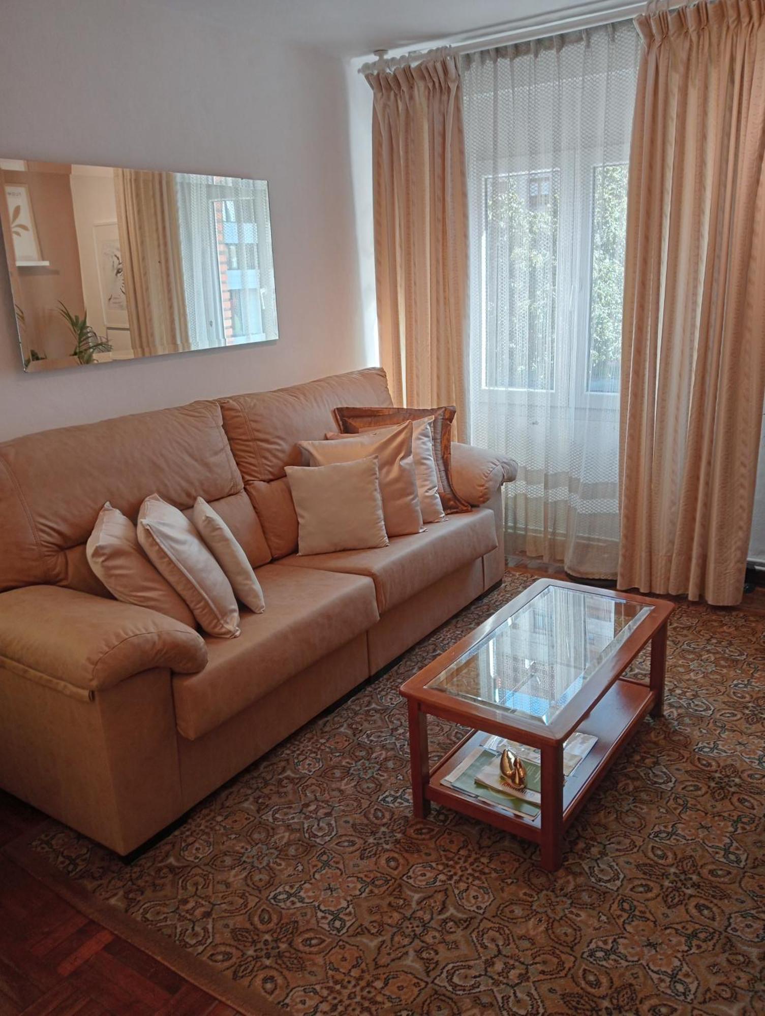 Habitacion Matrimonial Centro Ciudad Oviedo Exteriör bild
